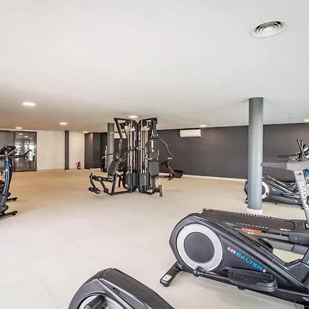 Апартаменти Lme9ba- Modern Flat Close To And Port