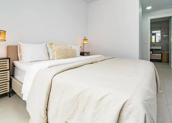 Apartamento Lme9ba- Modern Flat Close To And Port Estepona